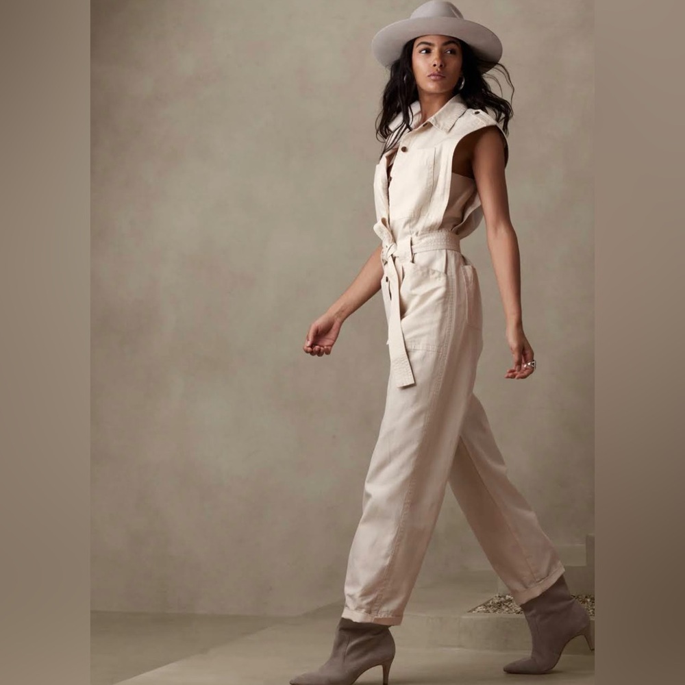 Banana Republic Linen-blend Utility Jumpsuit